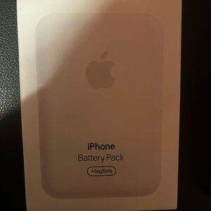 Apple MagSafe Battery Pack - White